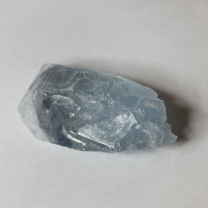 La pierre de l'Ange de l'Equilibre : Celestine (taille moyenne)