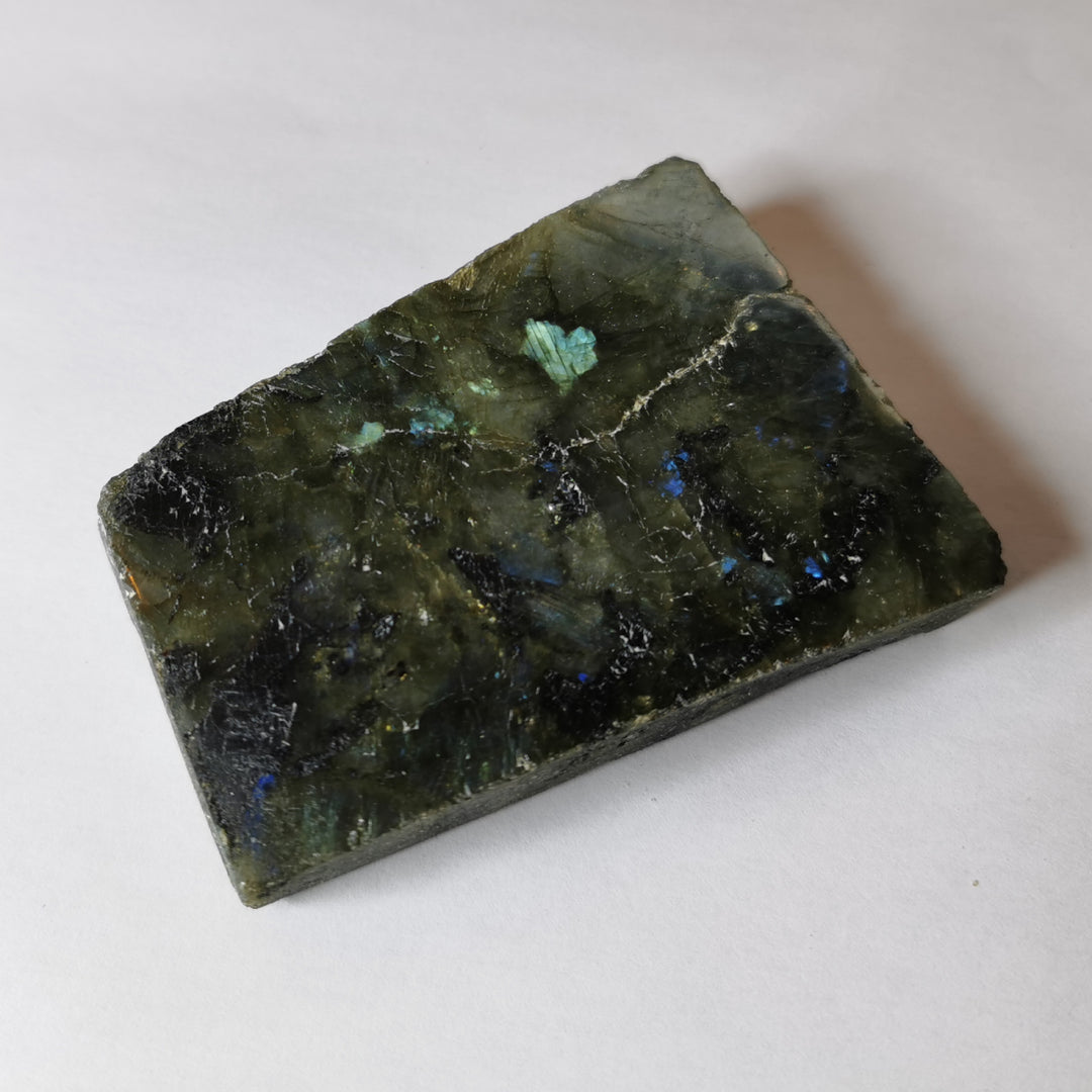 La pierre de l'Ange de la Fraternité : Labradorite