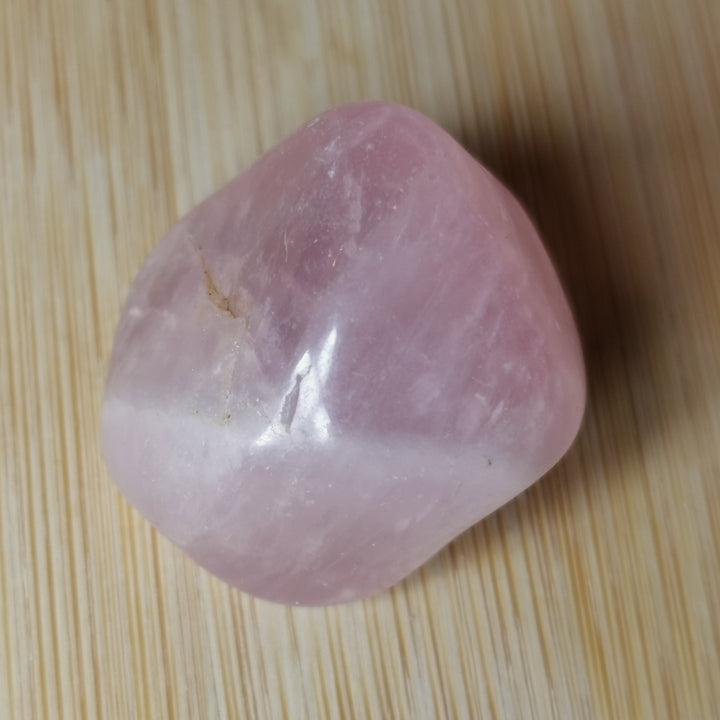La pierre de l'Ange de l'Amour : Quartz Rose