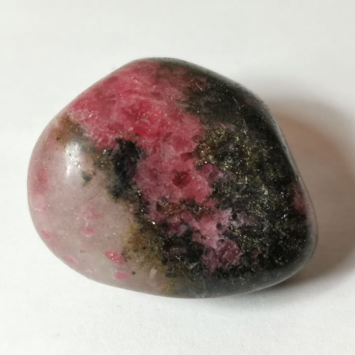 La pierre de l'Ange de la Patience : La Rhodonite