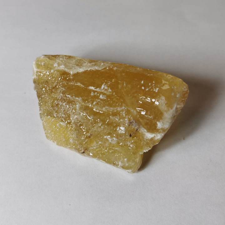 La pierre de l'Ange de la Générosité : Calcite Miel